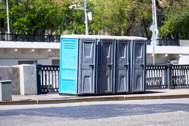 Best Luxury portable toilet rental  in Sixteen Mile Stand, OH