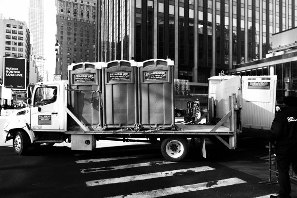 Portable Toilet Options We Offer in Sixteen Mile Stand, OH